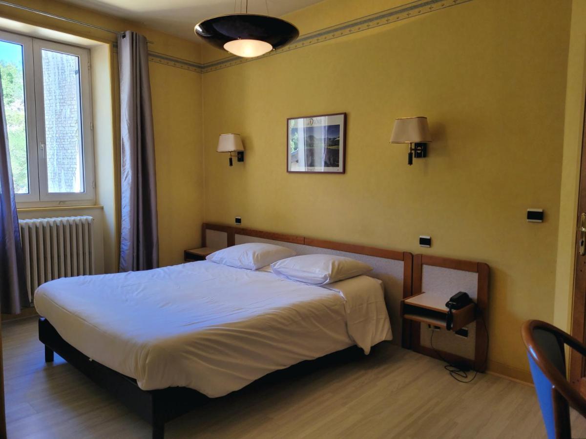 Hotel Rome Saint-Nazaire-en-Royans Exterior foto